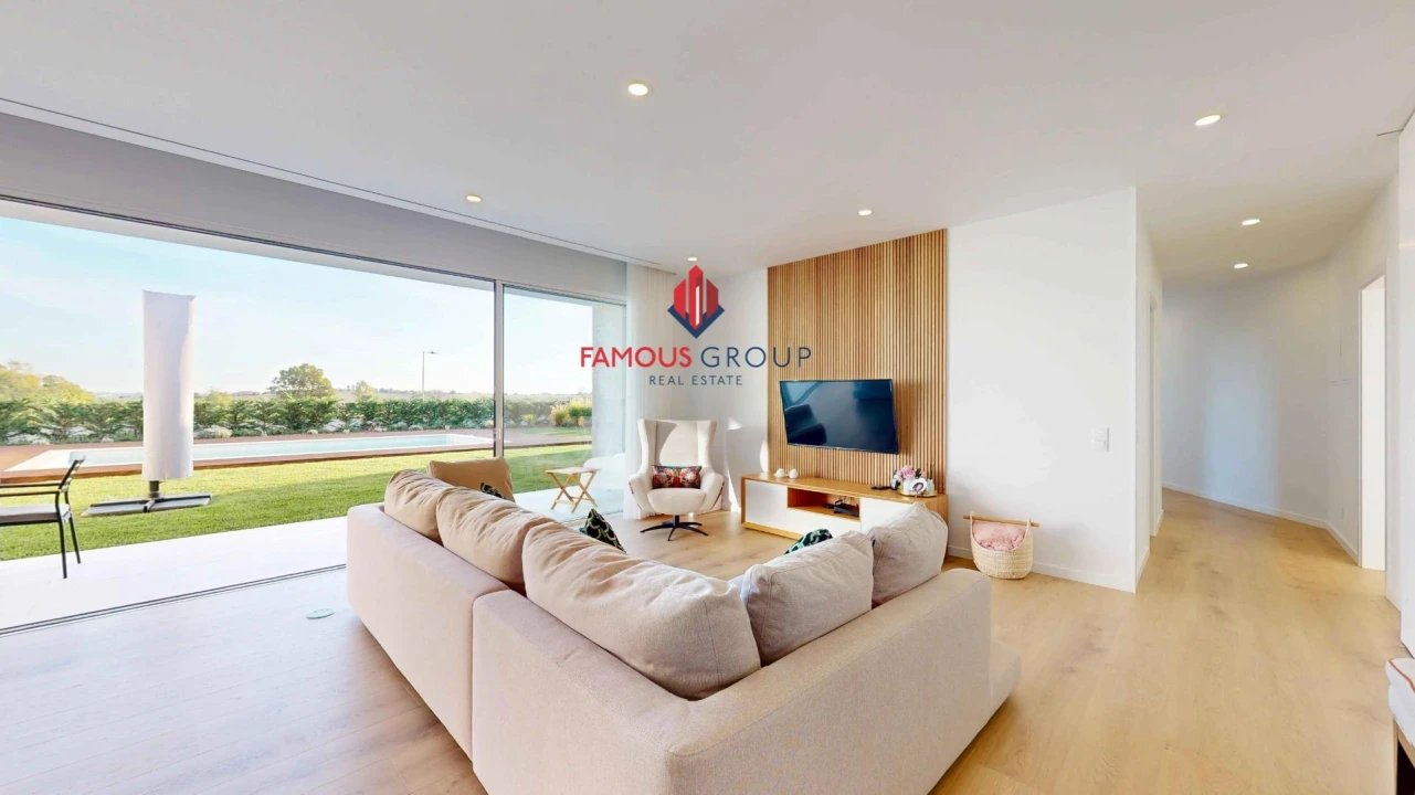 Moradia T3 para Venda em Lagoa e Carvoeiro Foto 9