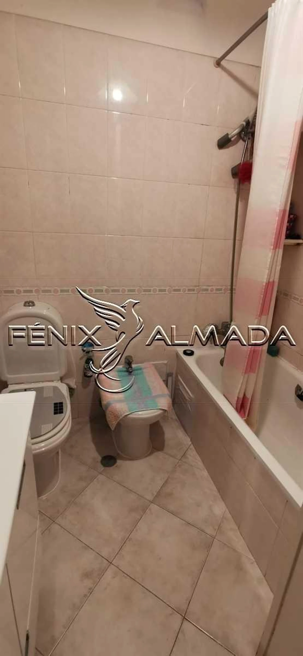 Apartamento T3 para Venda em Almada, Cova da Piedade, Pragal e Cacilhas Foto 5