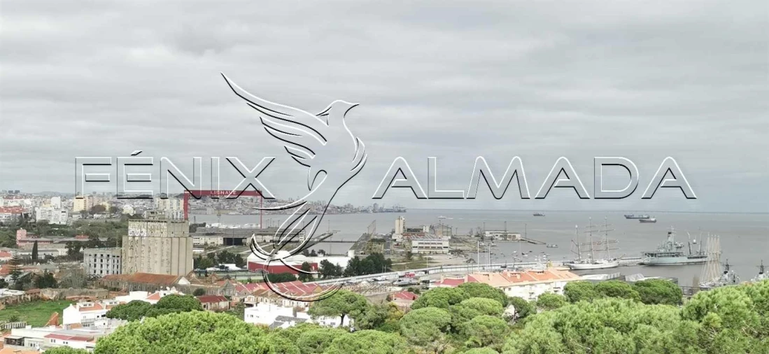 Apartamento T3 para Venda em Almada, Cova da Piedade, Pragal e Cacilhas Foto 1
