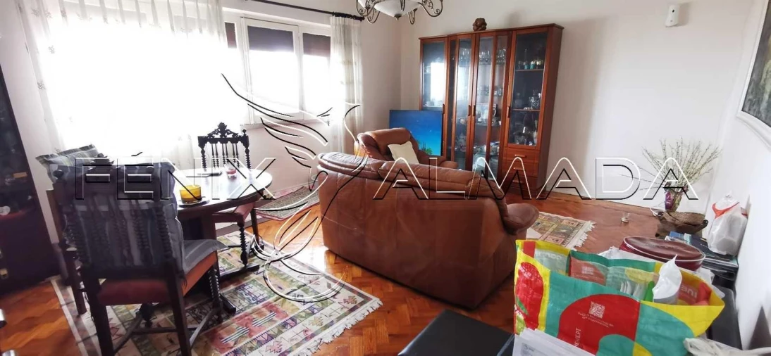 Apartamento T3 para Venda em Almada, Cova da Piedade, Pragal e Cacilhas Foto 3