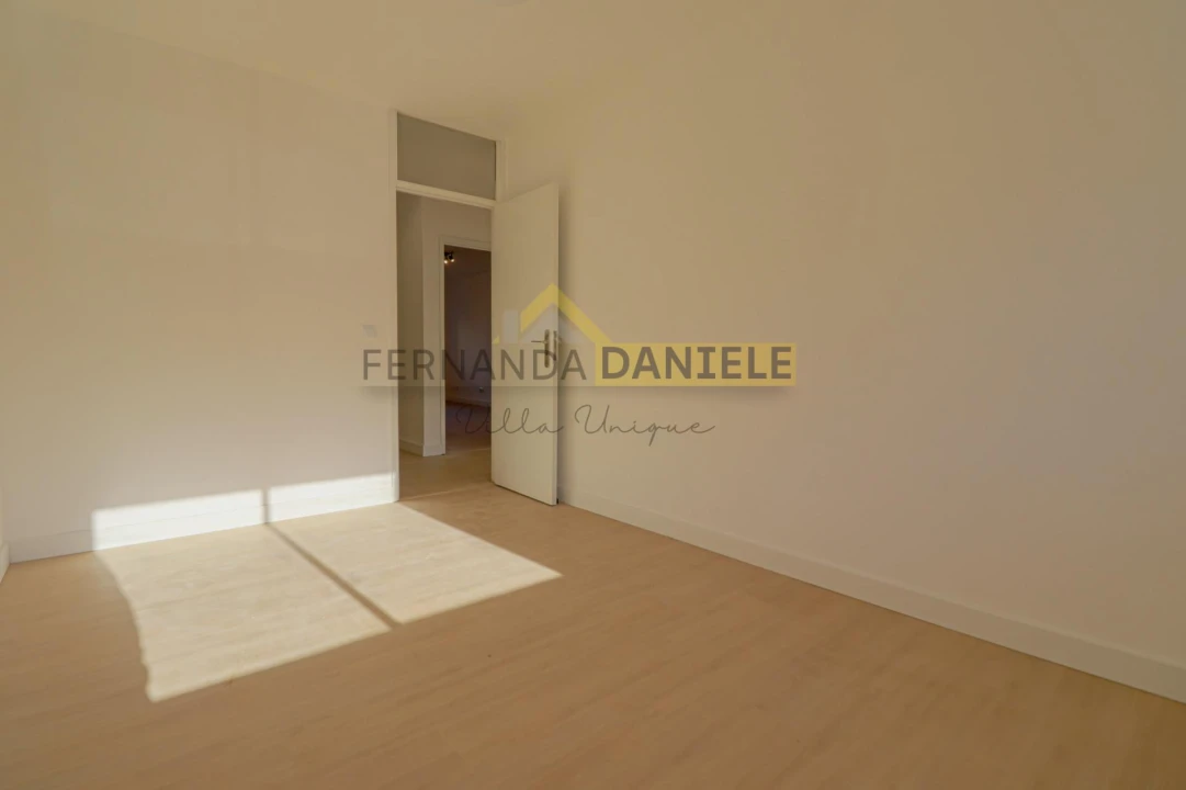 Apartamento T3 para Venda em Lordelo do Ouro e Massarelos Foto 14