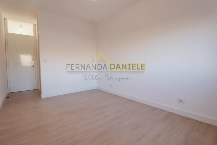 Apartamento T3 para Venda em Lordelo do Ouro e Massarelos Foto 17