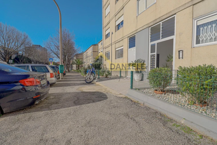 Apartamento T3 para Venda em Lordelo do Ouro e Massarelos Foto 20