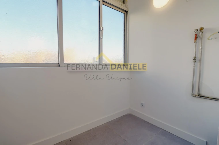 Apartamento T3 para Venda em Lordelo do Ouro e Massarelos Foto 8