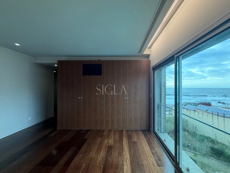 Apartamento T3 para Arrendamento em Canidelo Foto 12