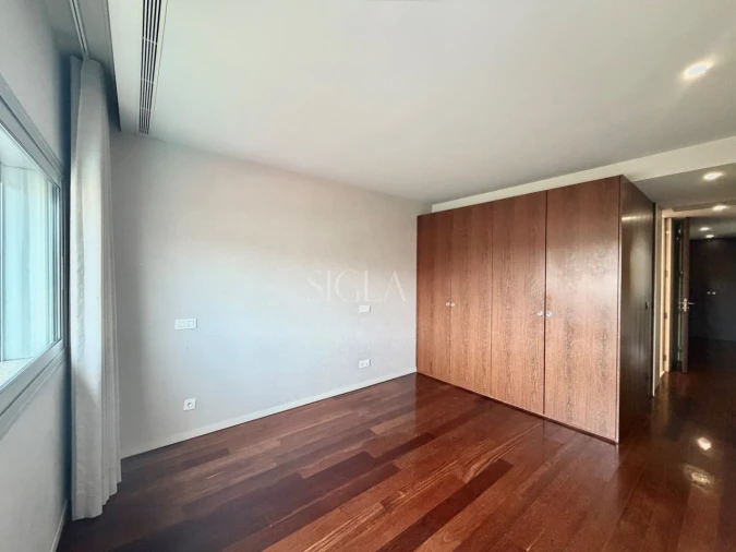 Apartamento T3 para Arrendamento em Canidelo Foto 16