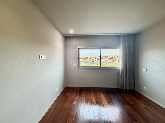 Apartamento T3 para Arrendamento em Canidelo Foto 17