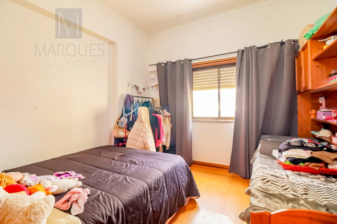 Apartamento T2 para Venda em Laranjeiro e Feijó Foto 17