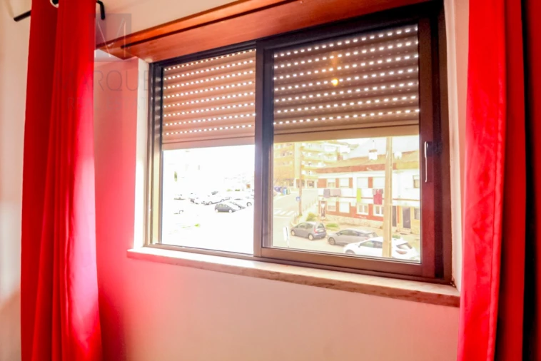 Apartamento T2 para Venda em Laranjeiro e Feijó Foto 7