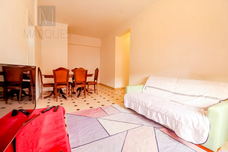 Apartamento T2 para Venda em Laranjeiro e Feijó Foto 8