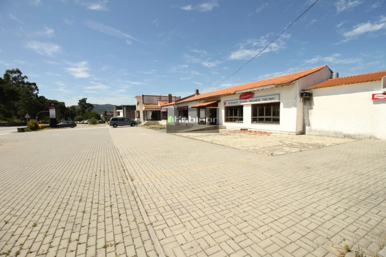 Negócio para Venda em Darque Foto 1