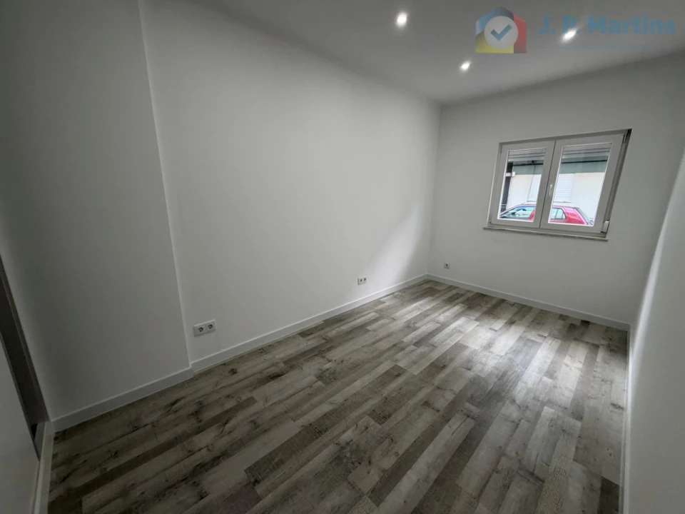 Apartamento T3 para Venda em Baixa da Banheira e Vale da Amoreira Foto 18