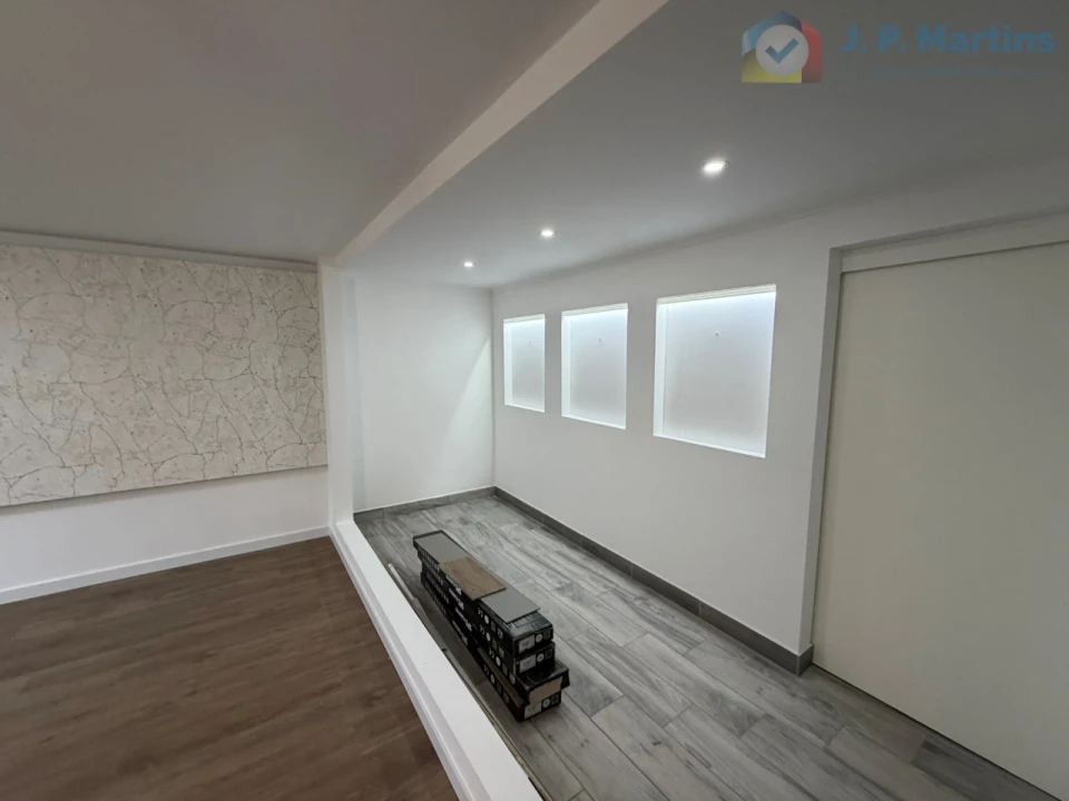 Apartamento T3 para Venda em Baixa da Banheira e Vale da Amoreira Foto 4