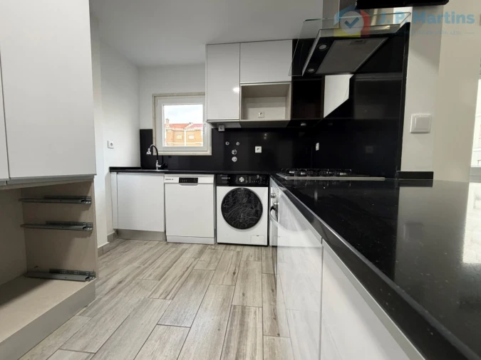 Apartamento T3 para Venda em Baixa da Banheira e Vale da Amoreira Foto 10
