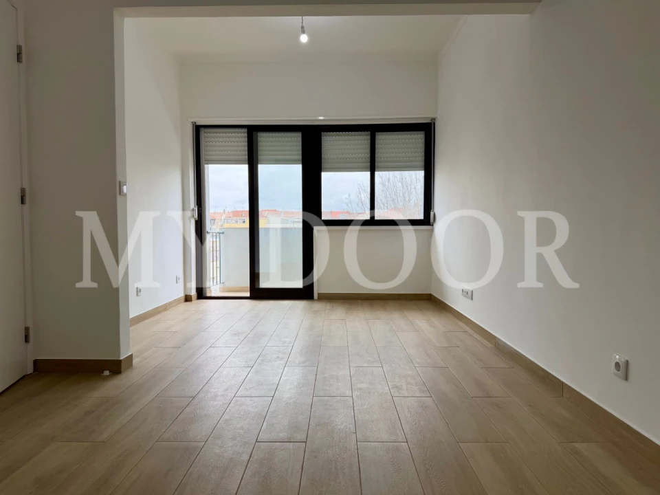 Apartamento T2 para Venda em Alto do Seixalinho, Santo André e Verderena Foto 2