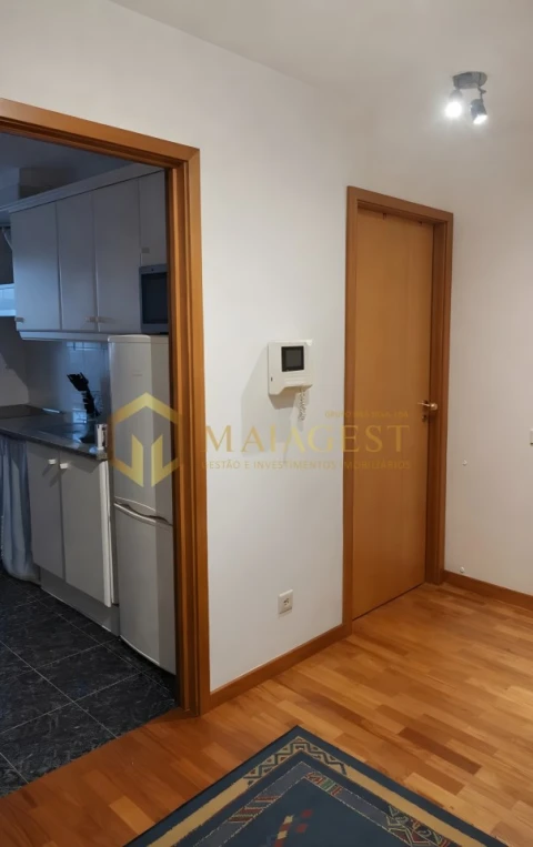 Apartamento T1 para Arrendamento em Ramalde