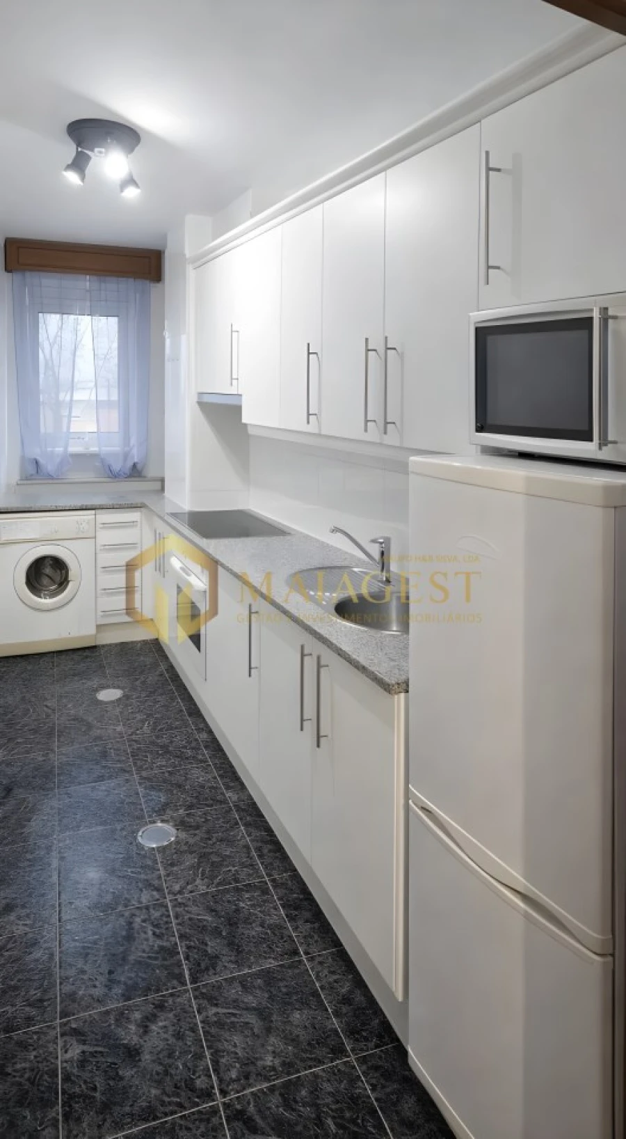 Apartamento T1 para Arrendamento em Ramalde Foto 7
