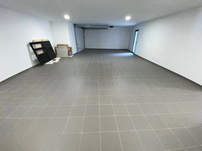 Moradia T4 para Venda em Mexilhoeira Grande Foto 14