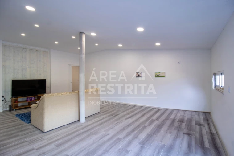 Moradia T2 para Venda em Fernao Ferro Foto 3