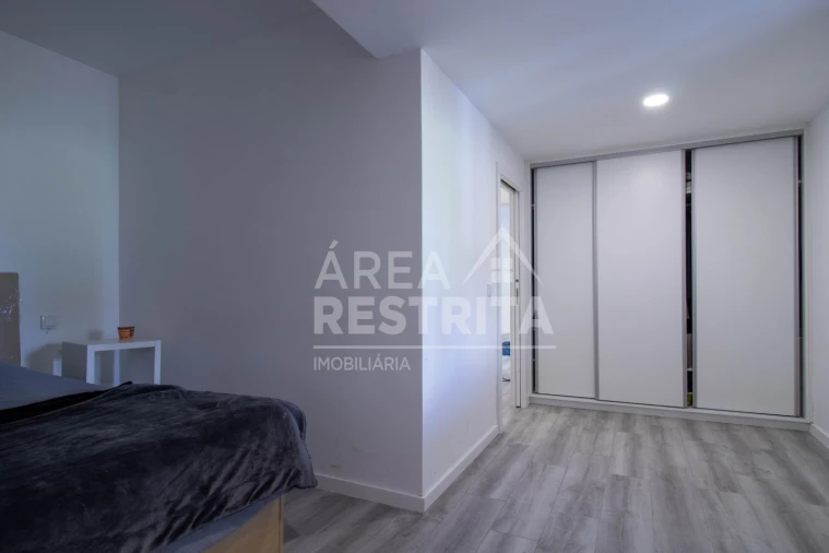 Moradia T2 para Venda em Fernao Ferro Foto 6