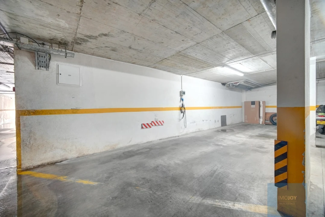 Apartamento T2 para Venda em Alcabideche Foto 23