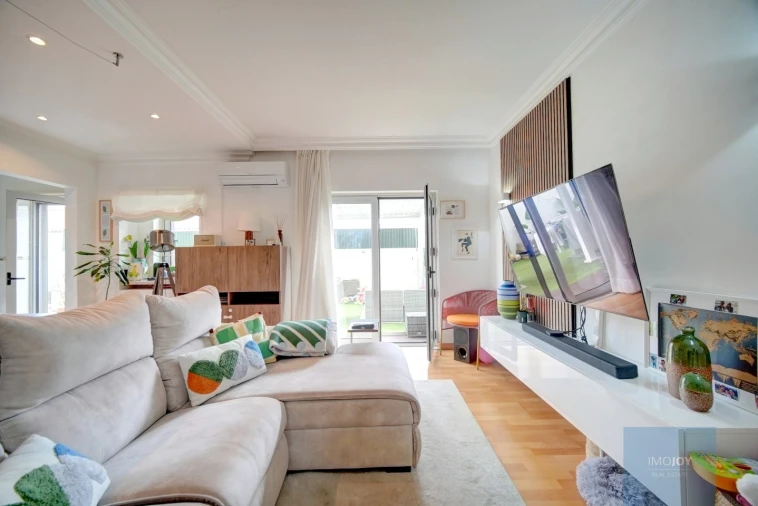 Apartamento T2 para Venda em Alcabideche Foto 3