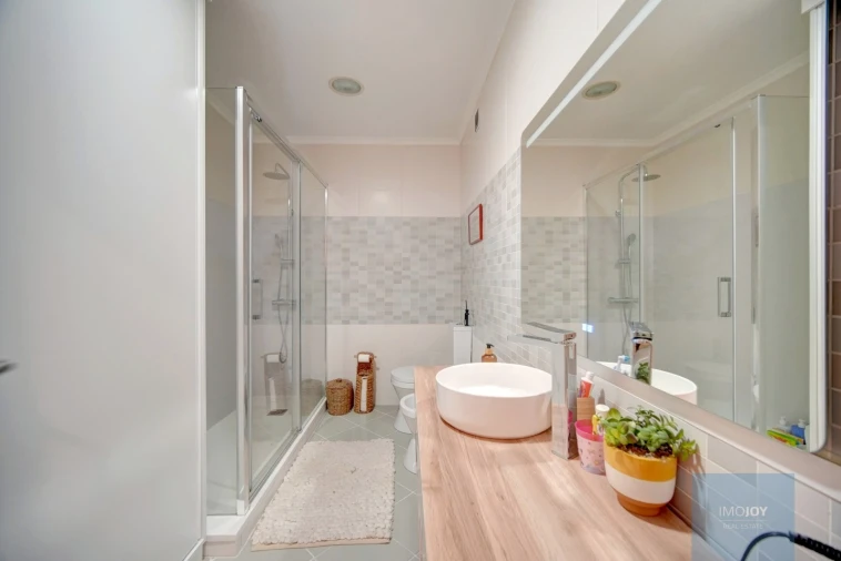 Apartamento T2 para Venda em Alcabideche Foto 14