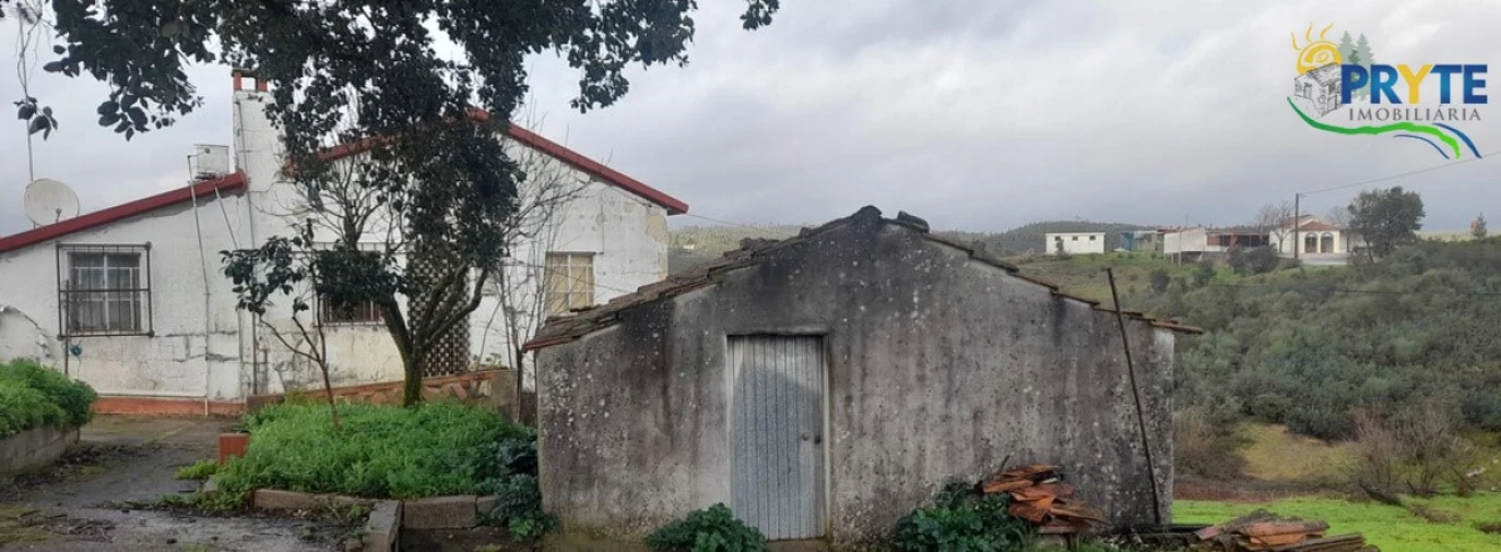 Moradia T4 para Venda em Vila de Rei Foto 1