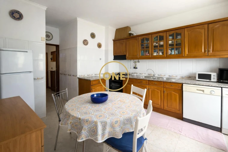 Apartamento T3 para Venda em Abrantes (São Vicente e São João) e Alferrarede Foto 3