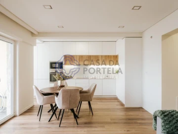 Apartamento T3 para Venda em Benfica