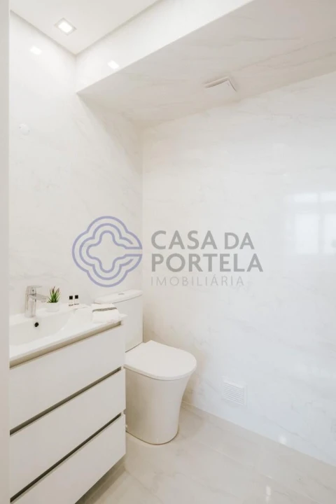 Apartamento T3 para Venda em Benfica