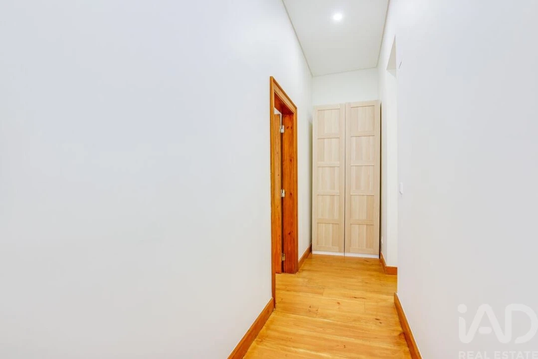 Apartamento T2 para Venda em Misericórdia Foto 29