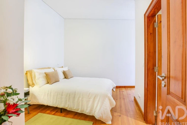 Apartamento T2 para Venda em Misericórdia Foto 11