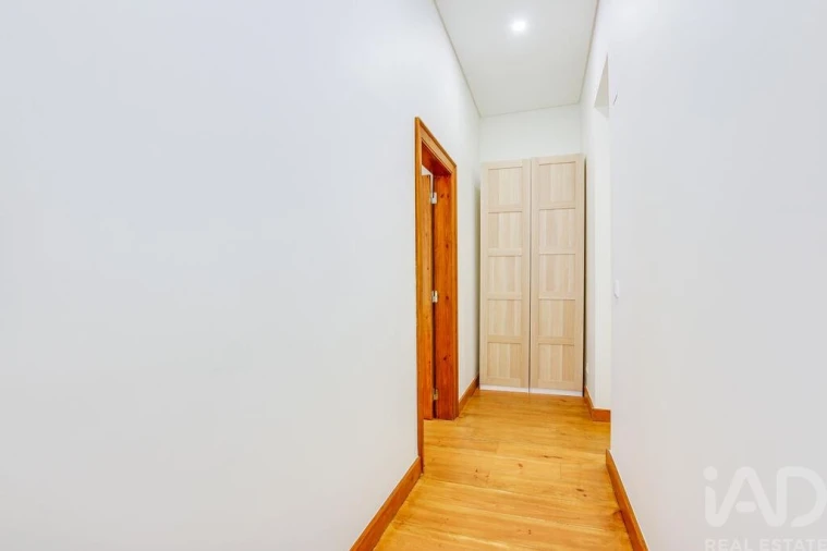 Apartamento T2 para Venda em Misericórdia Foto 29