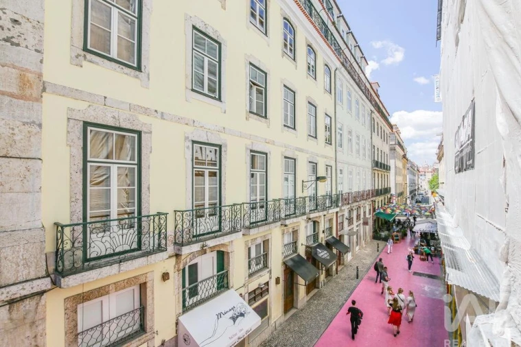 Apartamento T2 para Venda em Misericórdia Foto 35