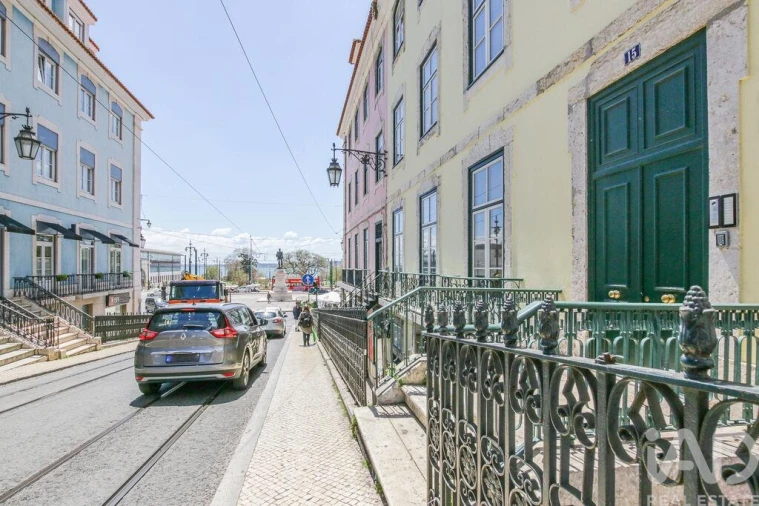 Apartamento T2 para Venda em Misericórdia Foto 36