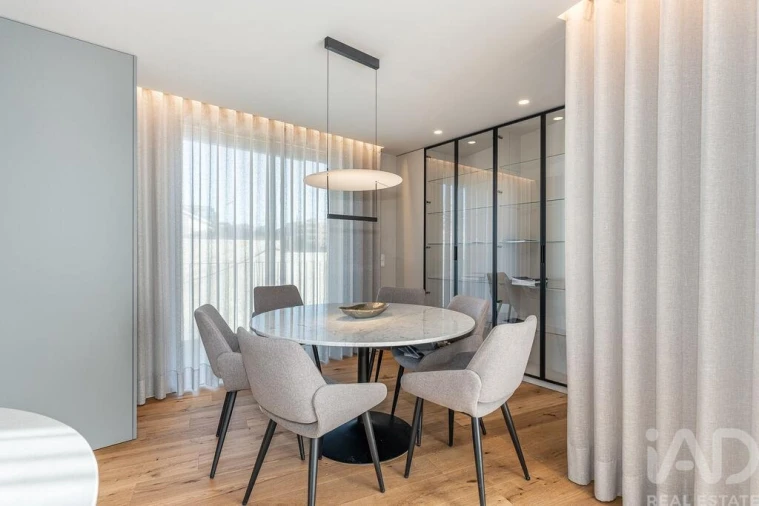 Apartamento T1 para Venda em São Felix da Marinha Foto 8