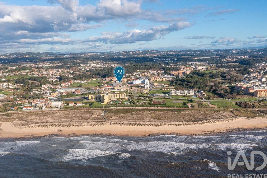 Apartamento T1 para Venda em São Felix da Marinha Foto 25