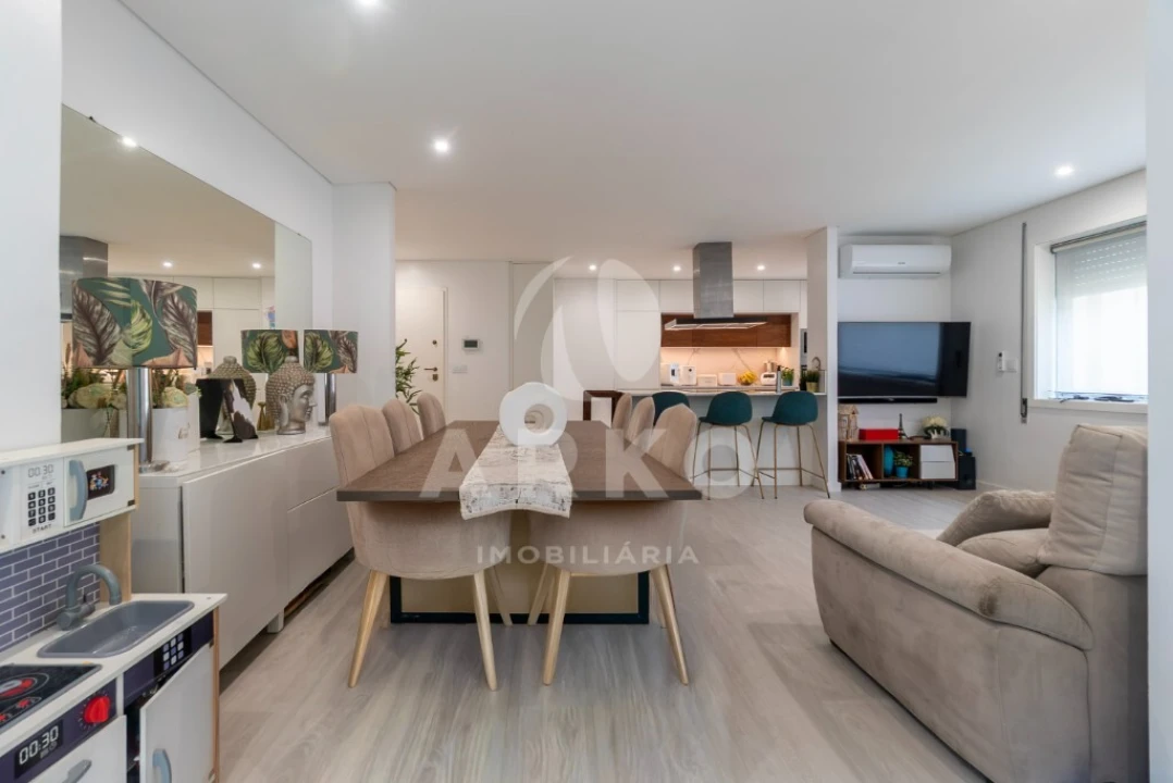 Apartamento T2 para Venda em Fânzeres e São Pedro da Cova Foto 5