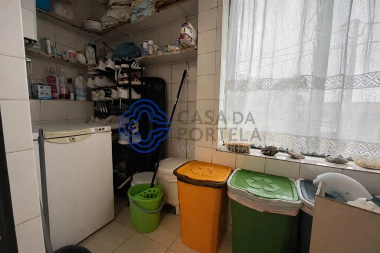 Apartamento T2 para Venda em Santa Maria da Feira, Travanca, Sanfins e Espargo Foto 3