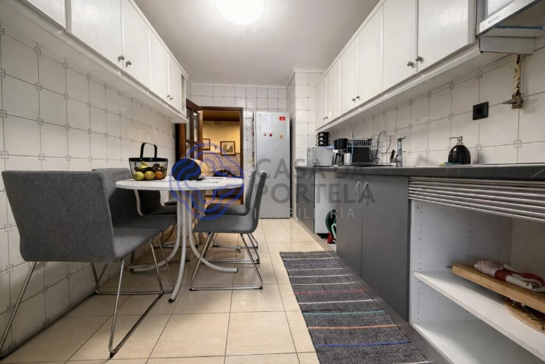 Apartamento T2 para Venda em Santa Maria da Feira, Travanca, Sanfins e Espargo Foto 2