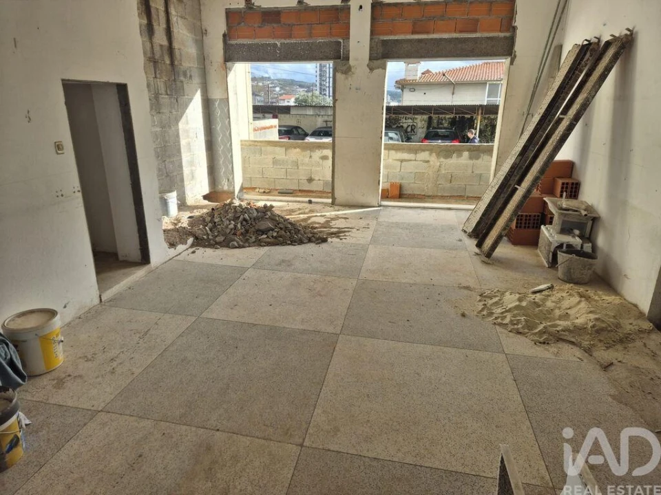 Loja para Venda em Bougado (São Martinho e Santiago) Foto 6