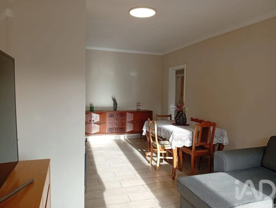 Moradia T3 para Venda em São Pedro Foto 8