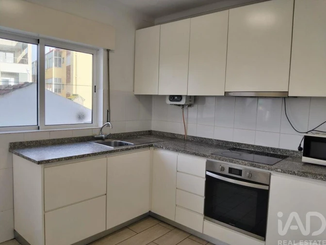 Moradia T3 para Venda em São Pedro Foto 12