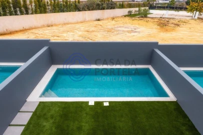 Moradia T4 para Venda em Montenegro