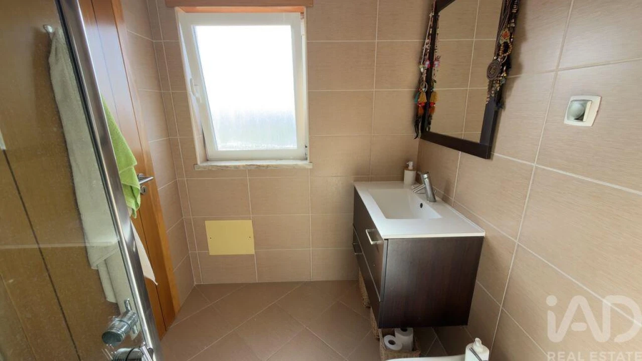 Moradia T4 para Venda em Santo Isidoro Foto 22