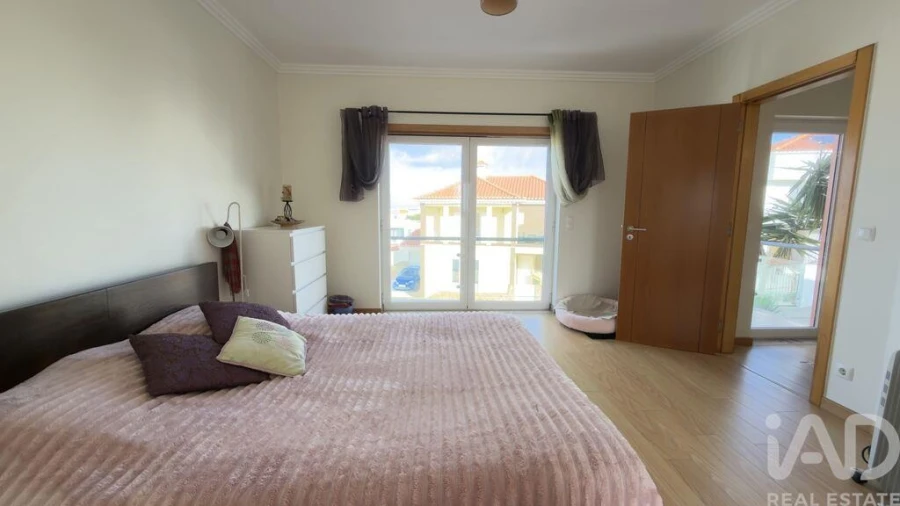 Moradia T4 para Venda em Santo Isidoro Foto 19