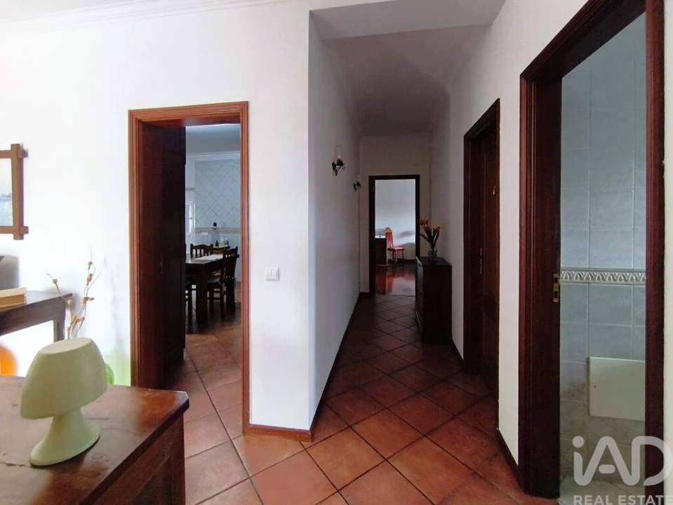 Moradia T3 para Venda em Lamas Foto 13