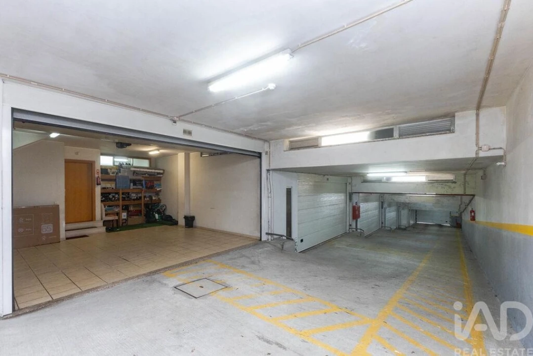 Moradia T4 para Venda em Alfena Foto 27