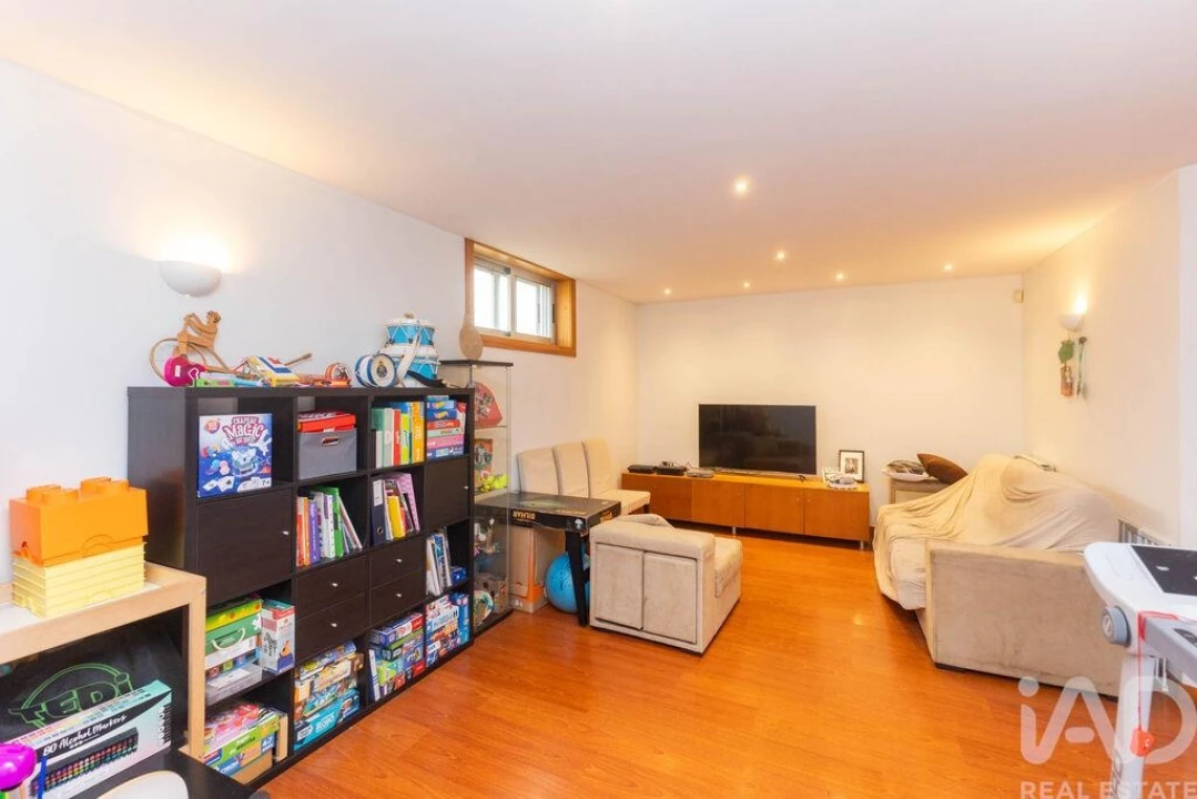 Moradia T4 para Venda em Alfena Foto 25